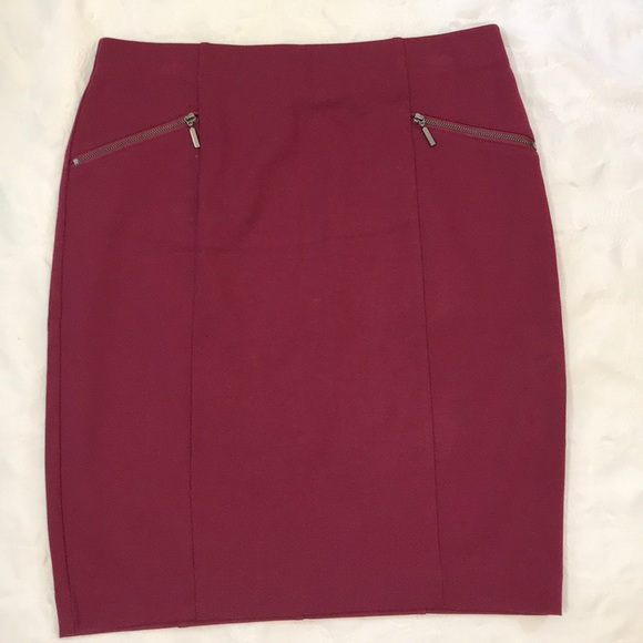 Alfani Dresses & Skirts - NWOT Alfani Pencil Skirt, Size 8, Claret